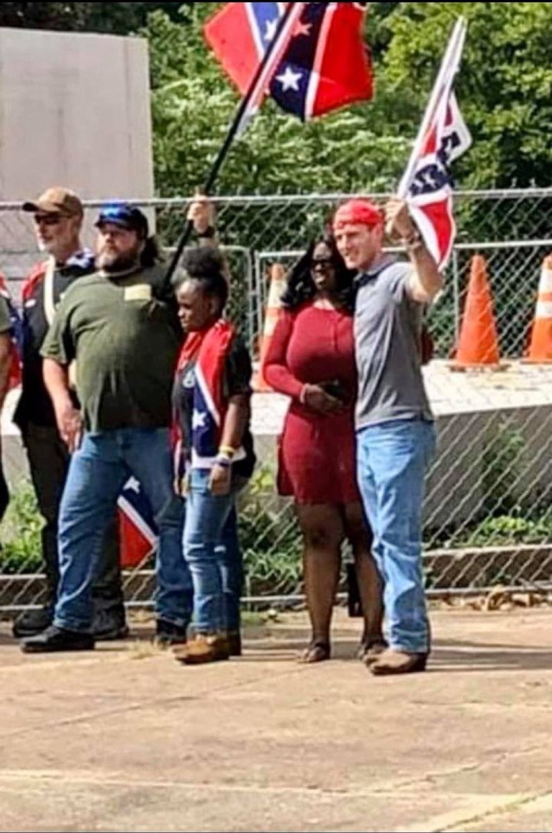 Greene 🍏 tweet media