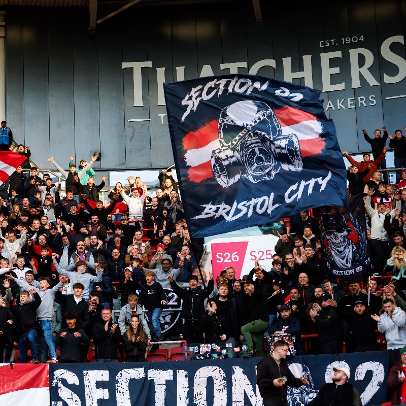 BristolCity's tweet photo. 📣 We are supporting the Salvation Army’s Christmas Present Appeal for the children of Bristol in partnership with supporter group @Section_82.

The deadline for contributions is Thursday, December 4th: 👇
