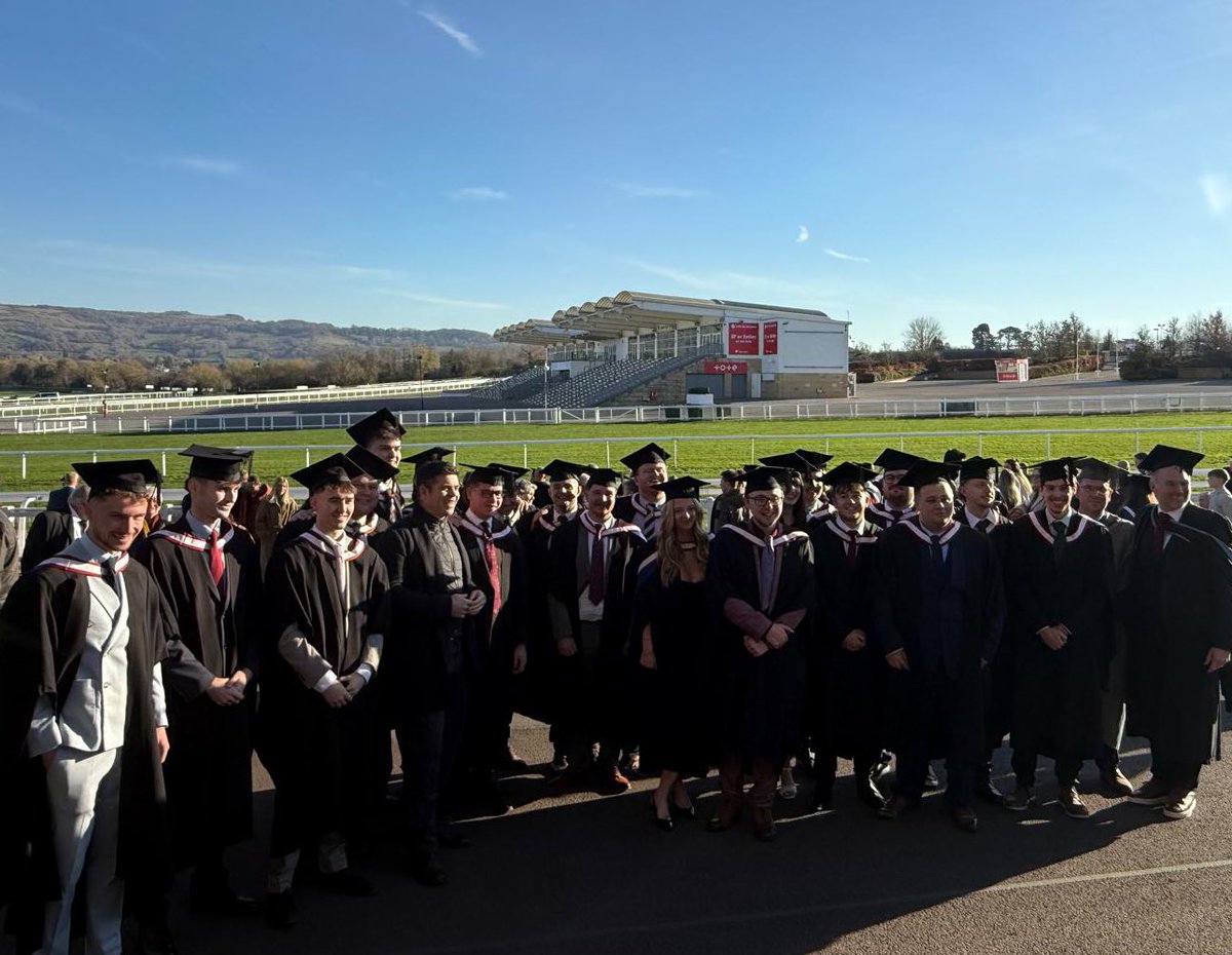 BASportsJourno's tweet photo. Congratulations to the @BASportsJourno class of 2025 on your @uniofglos graduation! 🎓

What a day for it @CheltenhamRaces! ☀️ 

We're all incredibly proud of your achievements! It was great to see so many of you and your families. Enjoy the rest of your day and stay in touch! 👍 https://t.co/cKWtizU2Oa