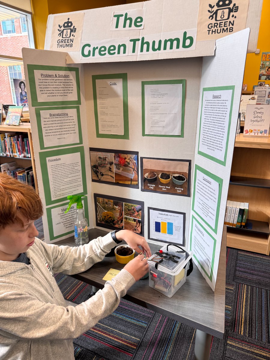 apsitjacque's tweet image. Had a great time judging Science Fair projects at @APSHoward this week! Students used awesome tech tools to test, model, and prove their ideas—such creativity and problem-solving on display! Big thanks to @APSITDavid + @APSITMylecia for the support.
