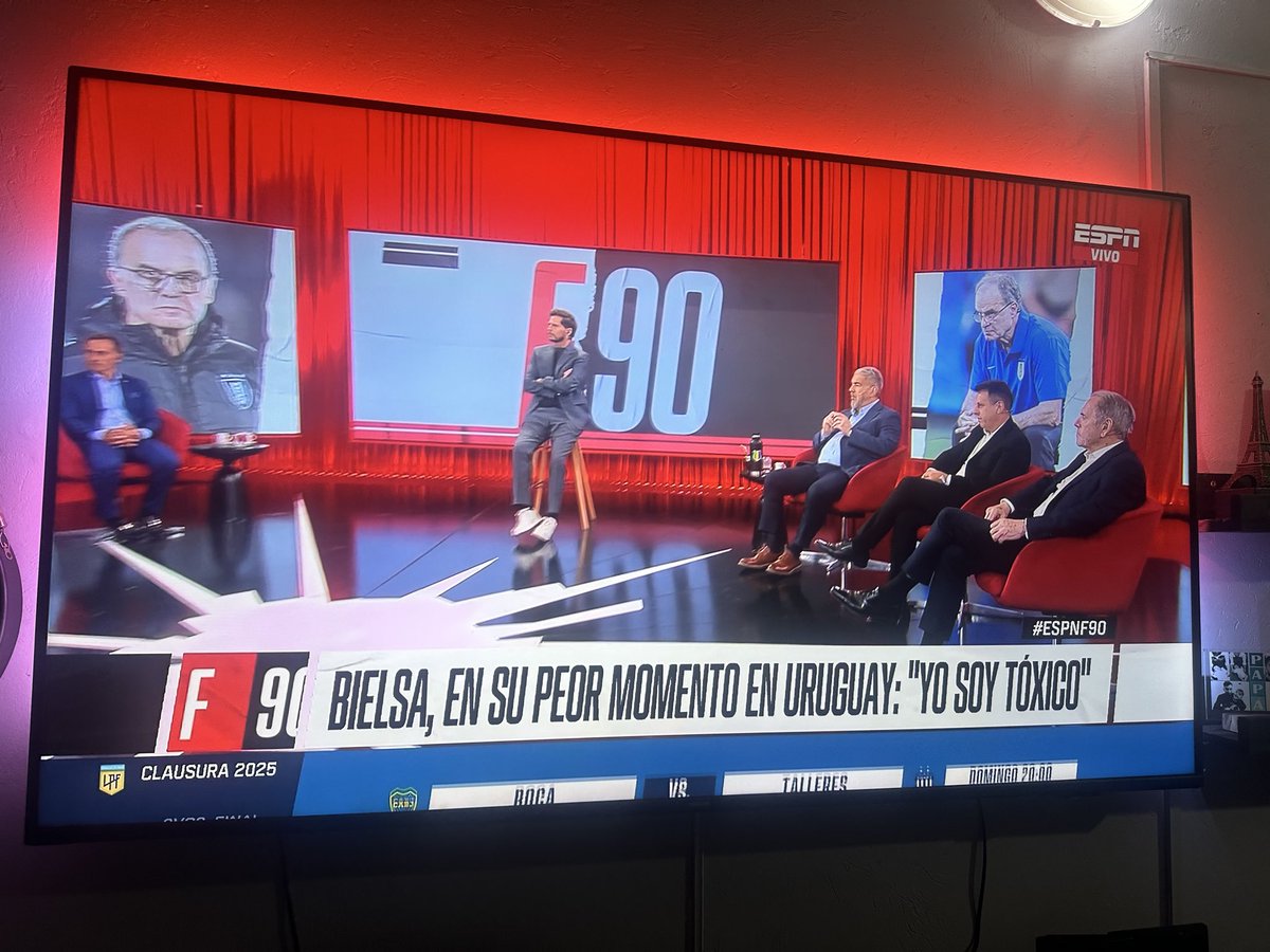 MarcosMoreyra's tweet image. Un lío en AFA y #F90 hablando de Bielsa esto si es un papelon, vergonzoso. No se toca el tema y tendría que ser lo primero. Me daría Vergüenza ser periodista así.