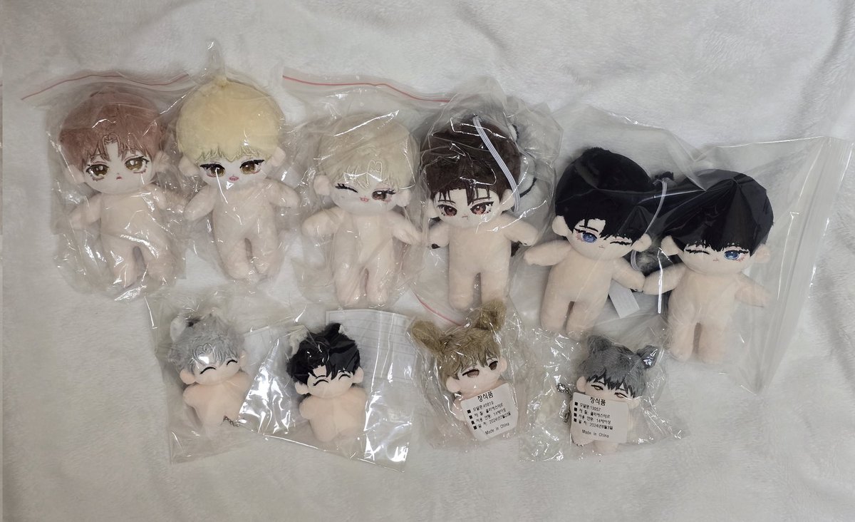 RT❣️ 인형 나눔 이벤트

제가 공구한 인형들의 소량 재고가 있어 RT 추첨으로 보내드려요

배송비 제가 부담합니다
사진의 인형들 중 랜덤으로 보내드립니다
못죽계, 못죽솜계만 뽑습니다(여러 장르+못죽계O / 빈계, 구독계, 알티계,못죽 언급 없는 계정X)

당첨되시면 사진 많이 찍어주세요ෆ⸒⸒