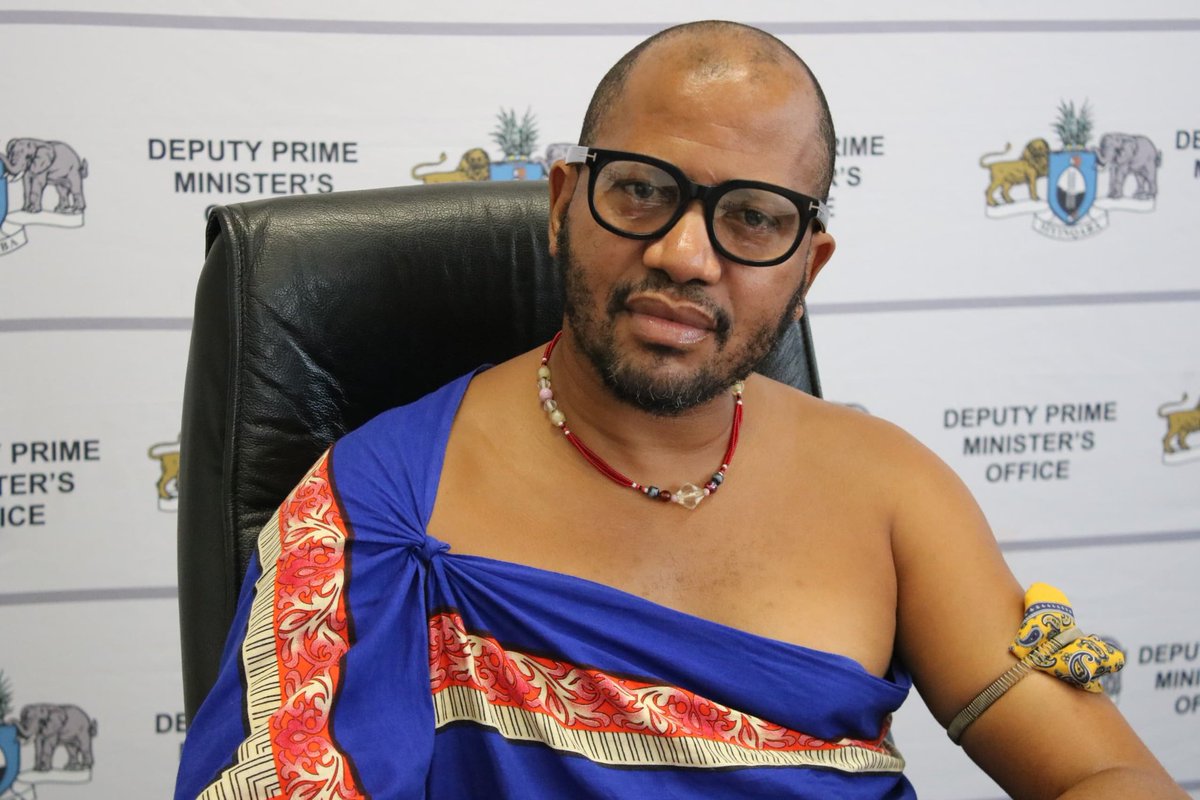 Stefanutti Stocks Construction Eswatini donates E100,000 to SOS Children's Villages!
"SOS has been transforming lives for 3+ decades," says DPMO's PS Sboniso Nkambule. "Companies like Stefanutti Stocks Construction Eswatini are crucial in supporting Eswatini's future.