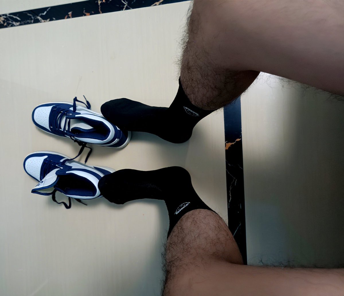 最近好累～想要🐮🐮 #S #1M #袜子  #脚