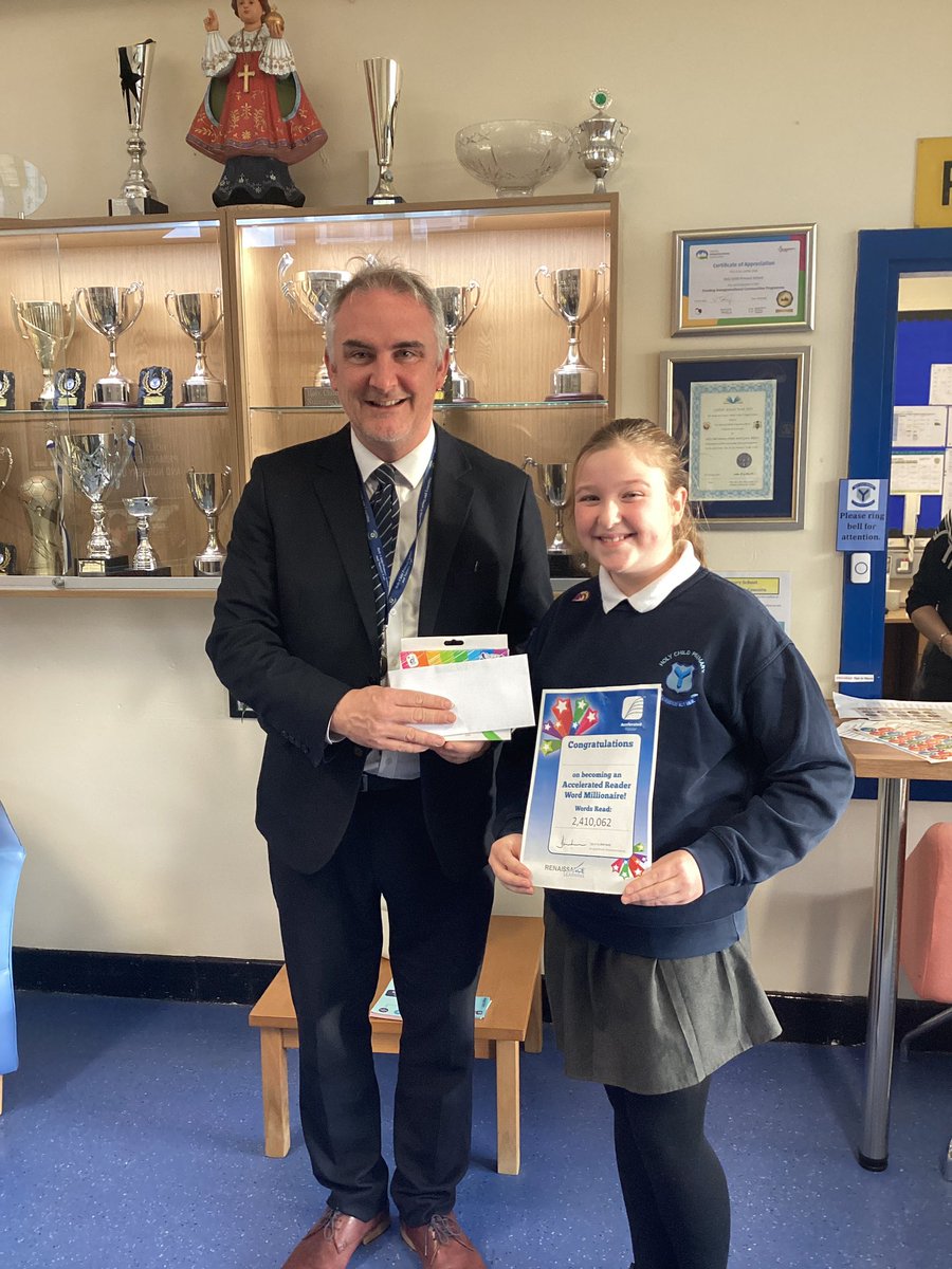 HolyChildPSBel's tweet image. A big congratulations to this P7a pupil who became a &apos;Double Word Millionaire&apos; using @AccReader 
#SharingCaringLearning #WOW #millionaire #reading #books 📚@LiamRenlearn