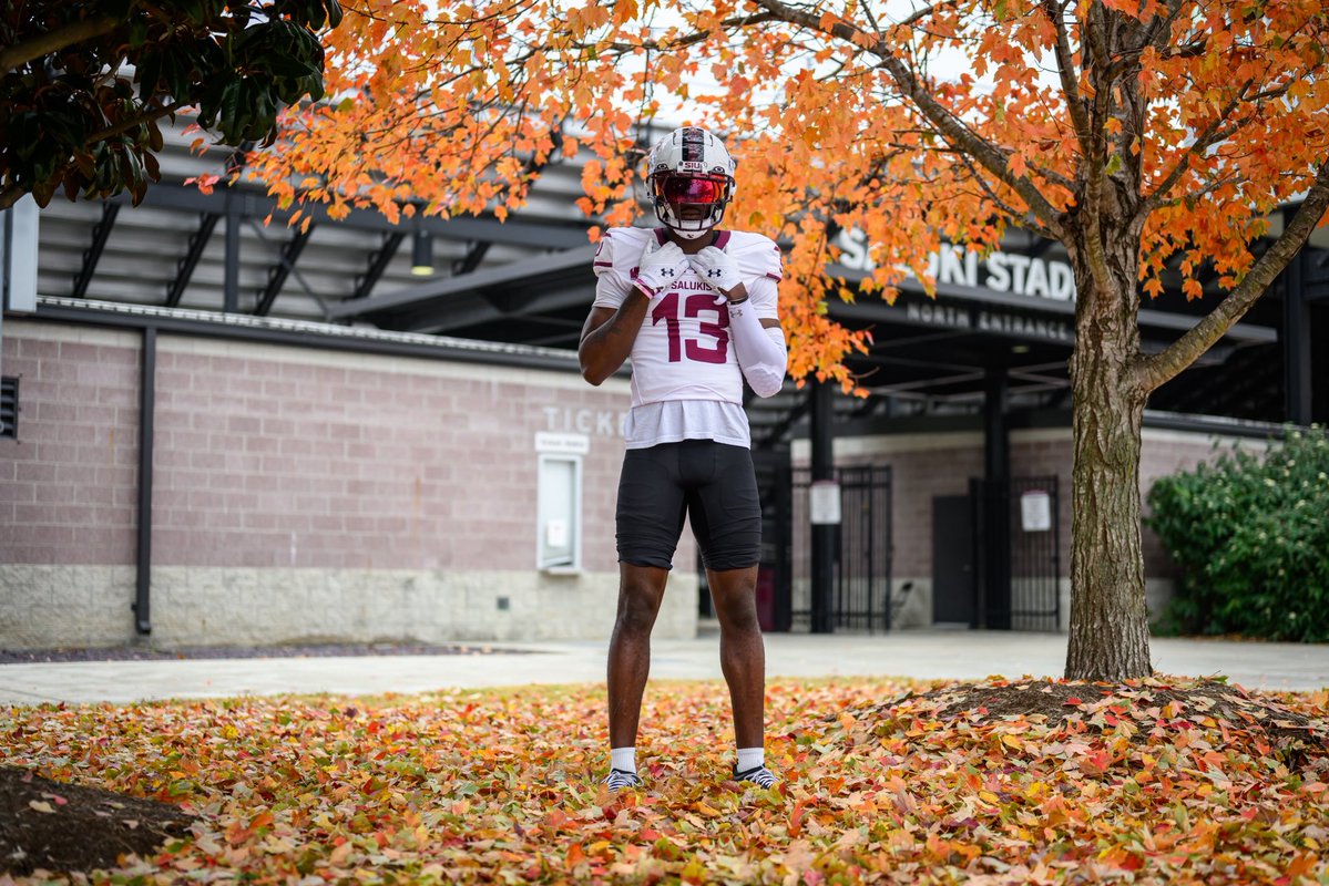 SIU_Football's tweet image. Fall vibes for the regular season finale 🍂

#Salukis | #BuiltFor