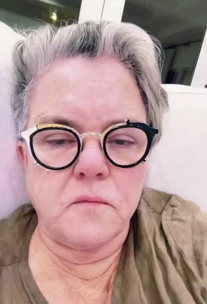 cecegkh's tweet image. Rosie O’Donnell just told her 2.9 million TikTok followers that the President is an “adjudicated rap*st” and claimed he settled child-abuse cases — both flat-out lies.

She literally left the country, moved overseas, and still can’t leave Trump alone for five minutes.

By running…