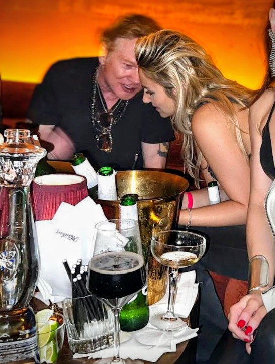 Karin Rose tweet media