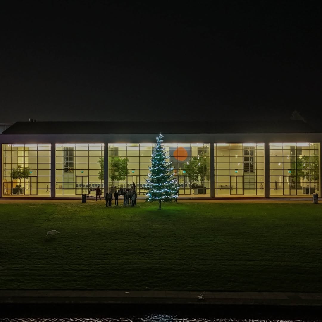 AtlanticProgram's tweet image. Festive lights are glowing once again at University College Dublin 🎄✨

📷 @ucddublin