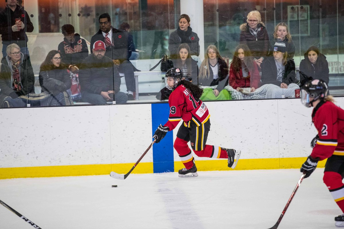 Hockey Parents (19)        
People who make minor hockey happen in Canada.

<a href="/Gallery365photo/">Gallery365photo</a>
#Gallery365in2025 
#Gallery365in20225DailyPrompt #Gallery365in2025NovemberMazzer