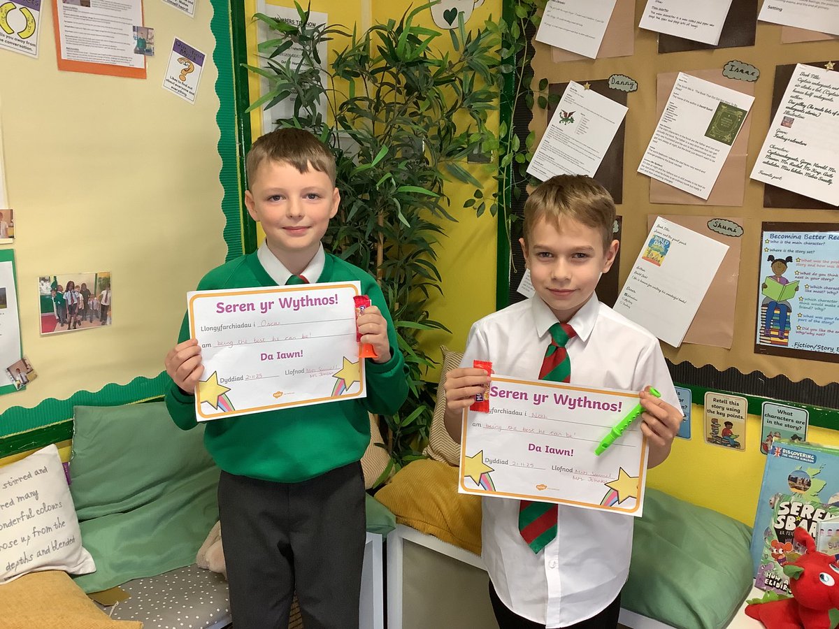 SJLCARDIFF's tweet photo. Congratulations to #Year5/6Teilo stars of the week! ⭐️ @SJLCARDIFF #ambitiousandcapable https://t.co/rQo0pmc7iV