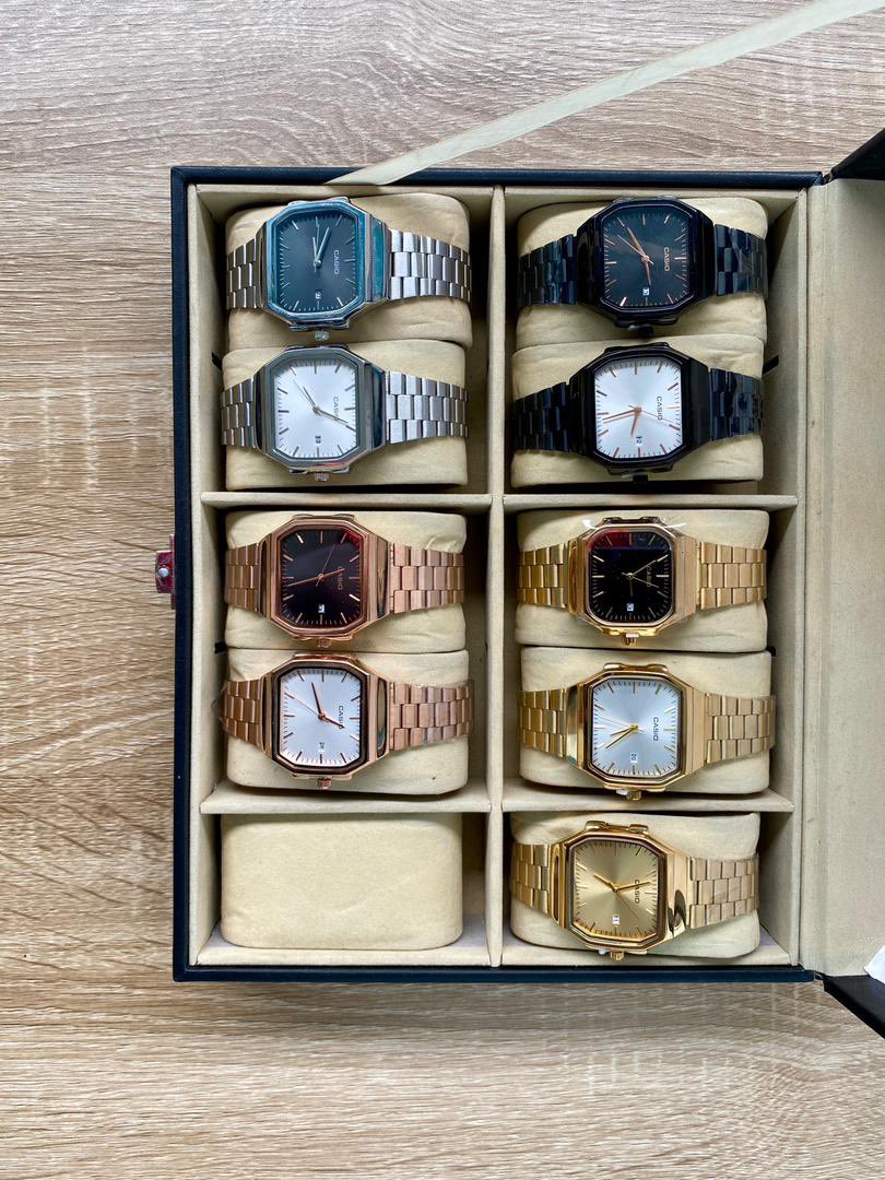 360Enterprise1's tweet photo. If you had to pick one accessory to wear for the rest of the year.. which jewelry would it be? 

For me, it’s wristwatches

#wristwatches #jewelry https://t.co/eIHQdOVVcD