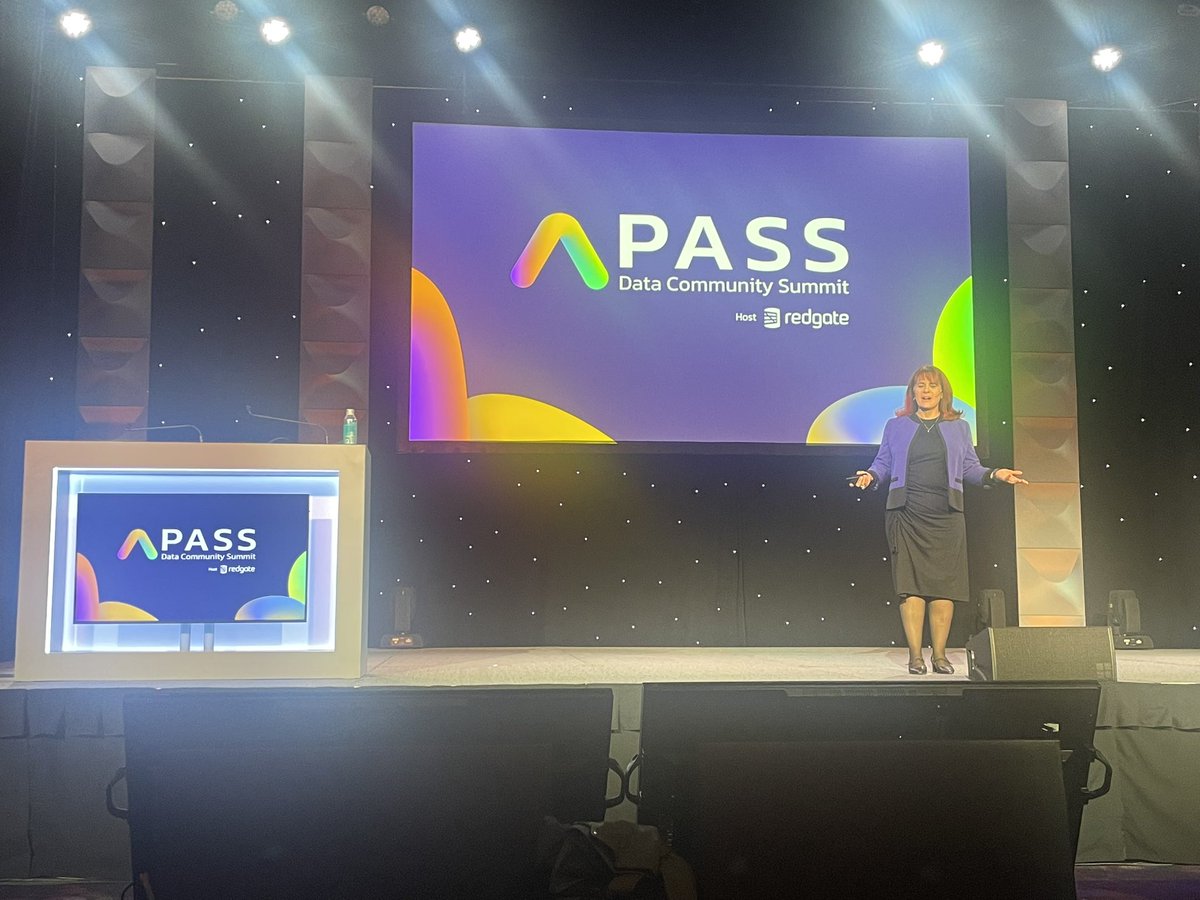 ReviewMyDB's tweet image. It’s the final day of @PASSDataSummit with Ginger kicking off the community keynote!

#passdatasummit #passsummit #passdatacommunitysummit