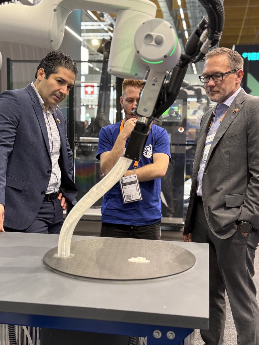 ASTMpres's tweet image. Wow. Amazing things happening in #AdditiveManufacturing. I was glad to attend this year&apos;s #Formnext, the world&apos;s largest trade fair for AM, held this year in Frankfurt.