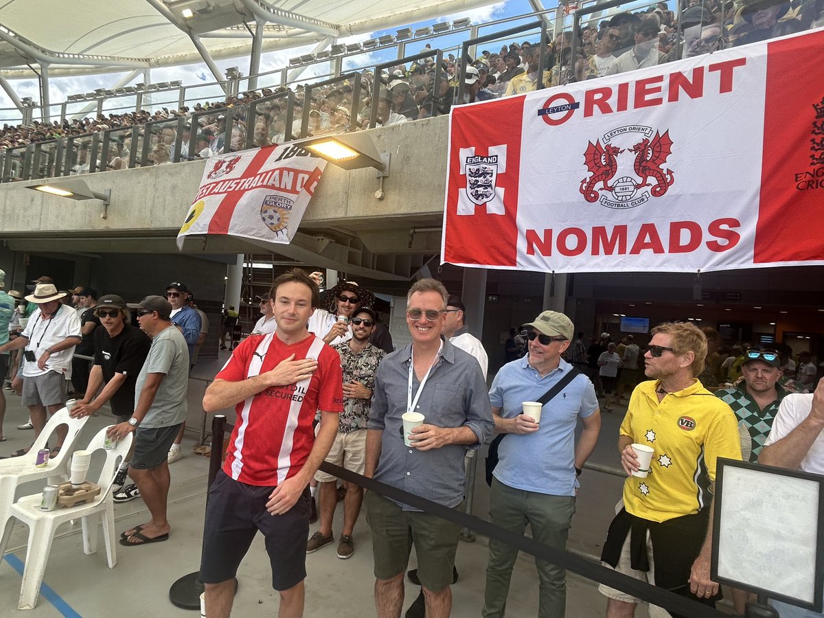 willarcher_'s tweet photo. @leytonorientfc Up the O’s❤️ https://t.co/b42nFO7XMz