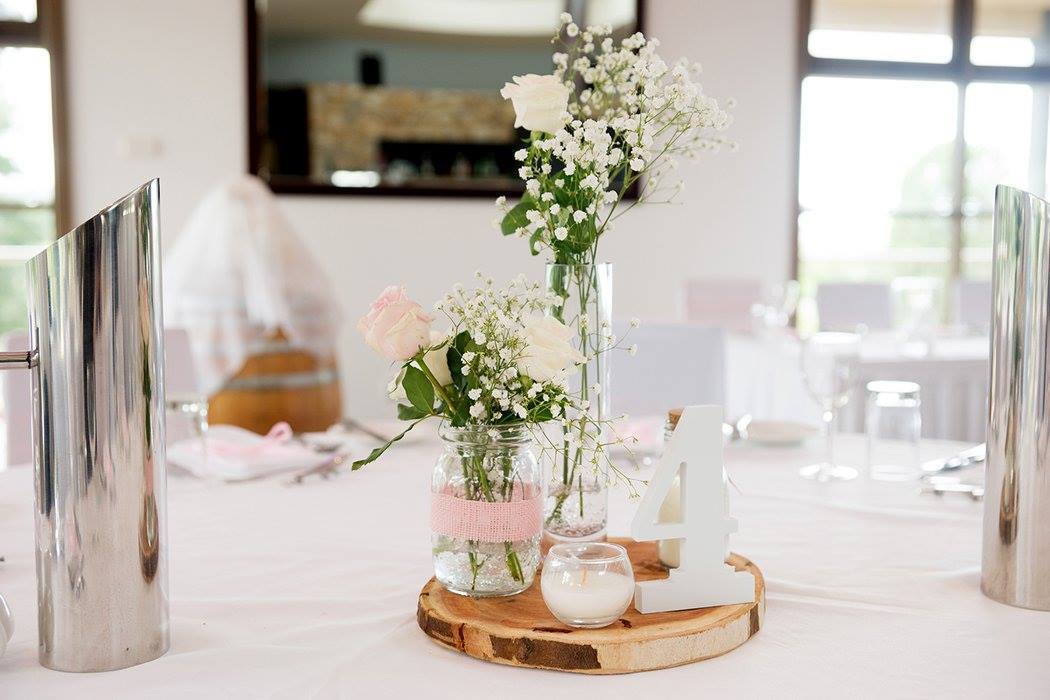 Soft blooms, gentle tones, and timeless details — the perfect setting for celebrating life’s most meaningful moments at Lake George Winery.
Create your dream event with us.
Enquire or book today via our website lakegeorgewinery.com.au/weddings-event… or message us directly.
-
-
-
-
#WeddingVenue