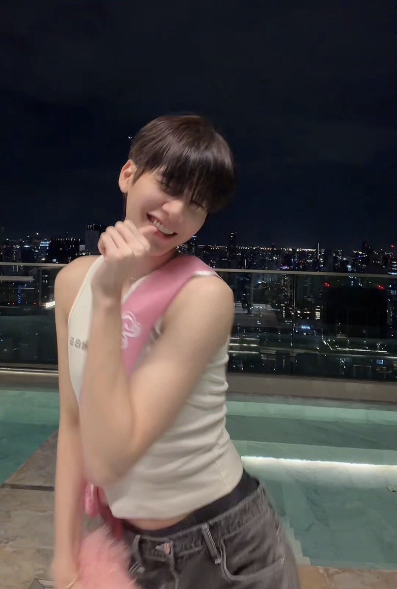 iwantitlast14's tweet image. หนูโอมกิตเปนลูกแมวเหมี้ยว ลูกแมวเมียว ลูกแมวเมี้ยว แมวมารีมากยูกกกกกก🐈🎀💗

⋆. 𐙚 @ohmkrit #ohmkrit  ˚