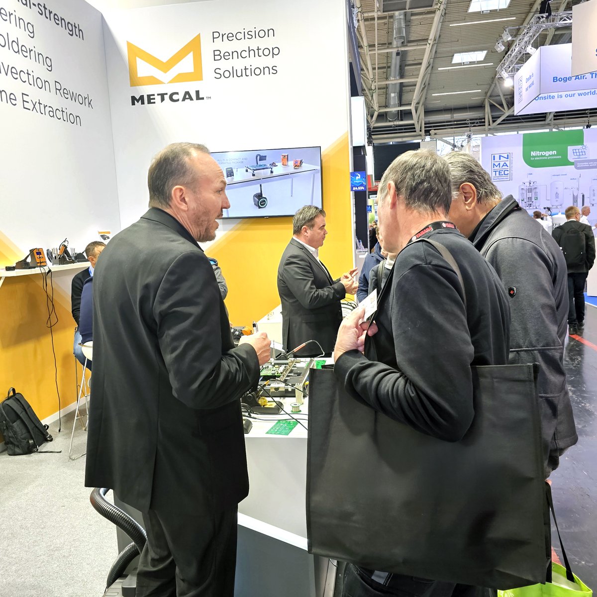 MetcalSoldering's tweet image. &quot;Danke&quot; to everyone at #productronica2025! PLEASE let us know if you have any more questions, or if we can help with your #Soldering, #Rework, and #FumeExtraction challenges in ANY WAY!
Best - #TeamMetcal