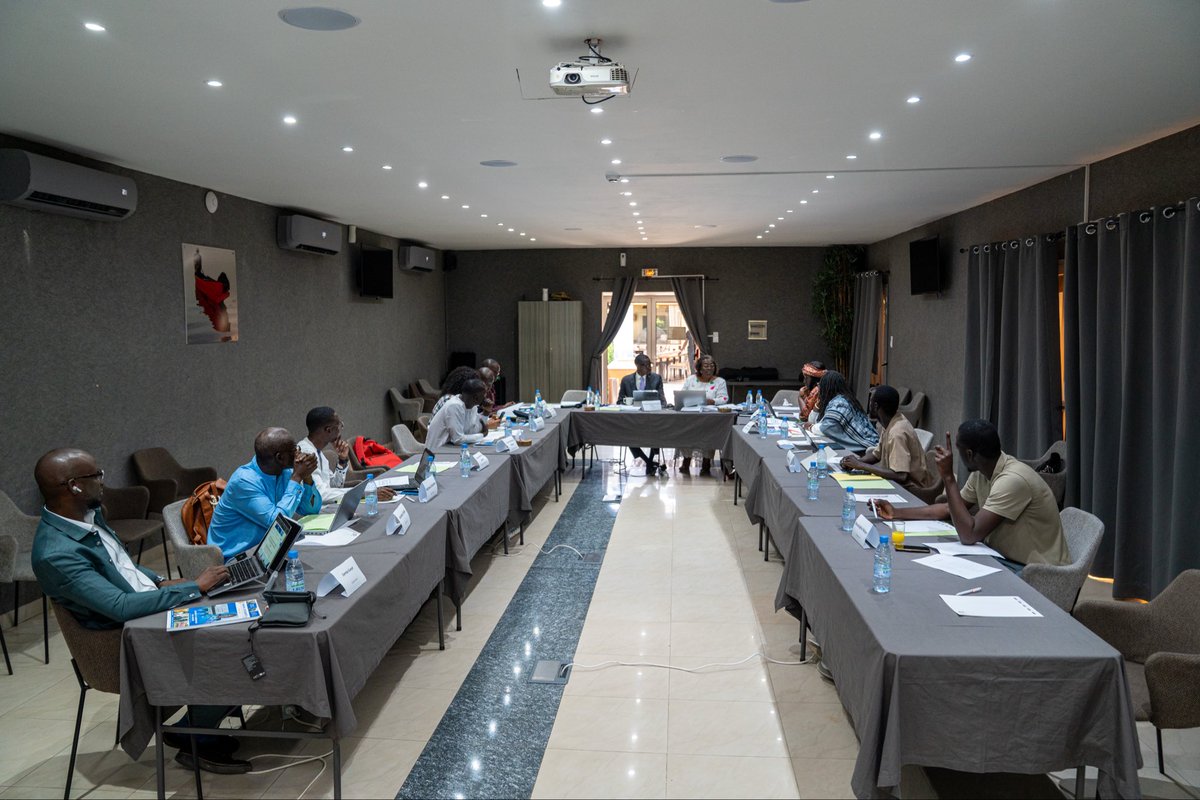 Symposium de Dakar tweet media