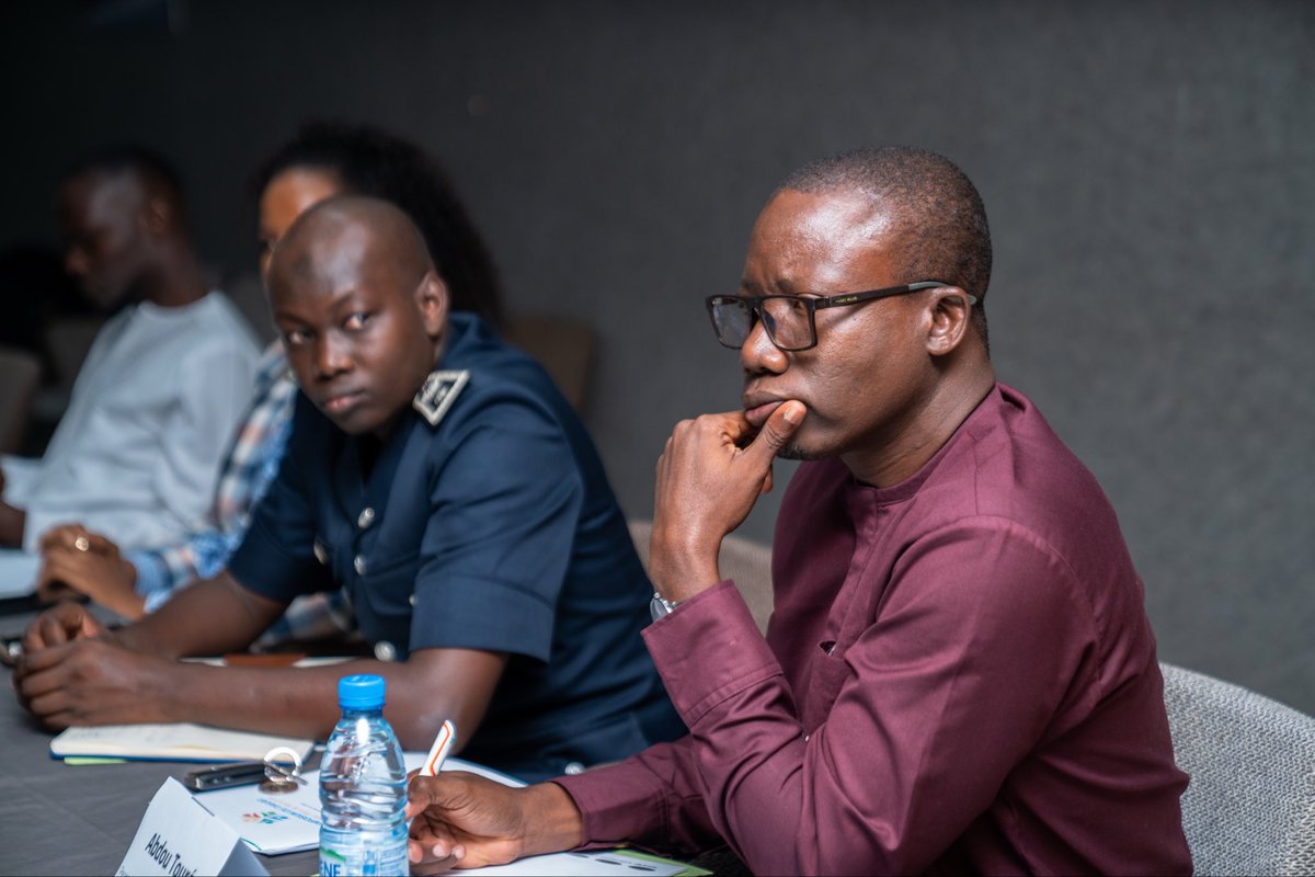 Symposium de Dakar tweet media