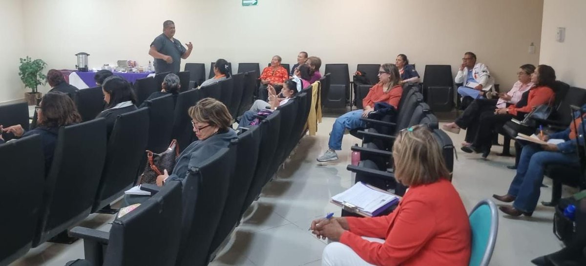 CapaTorreon's tweet image. Capacitación Mensual Red Trabajo Social Jurisdicción No. 6
☎️Teléfono: 8712 85-17-24
☎️Línea de Vida: 800 911 2000
Línea de Vida Coahuila: 800 822 3737 
capatorreon@gmail.com
 @SSalud_mx  @salud93108 @conasamamx