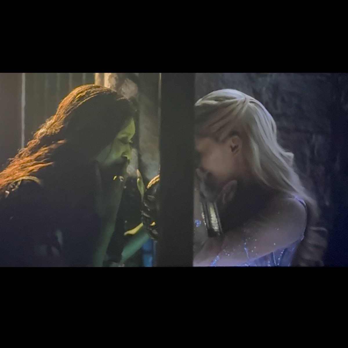 sunshinesnati0n's tweet image. WHAT DO YOU MEAN THIS SCENE ALMOST DIDN‘T MAKE THE CUT FOR THE MOVIE???????