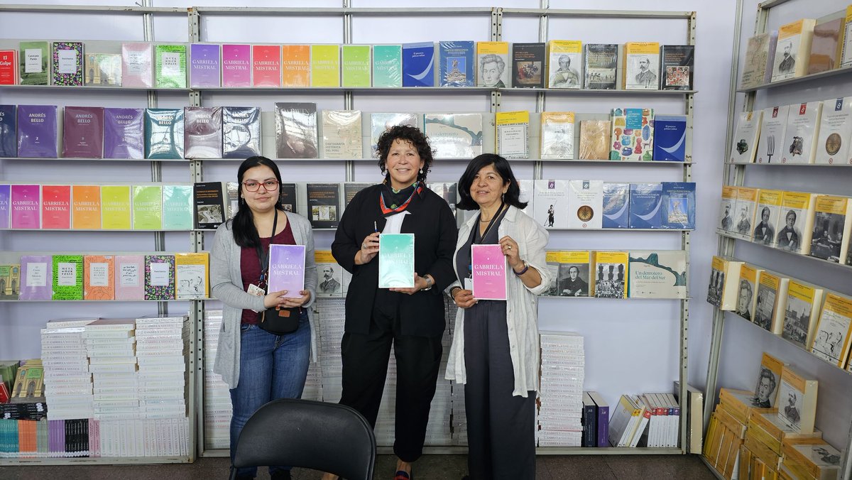 Biblioteca Nacional tweet media