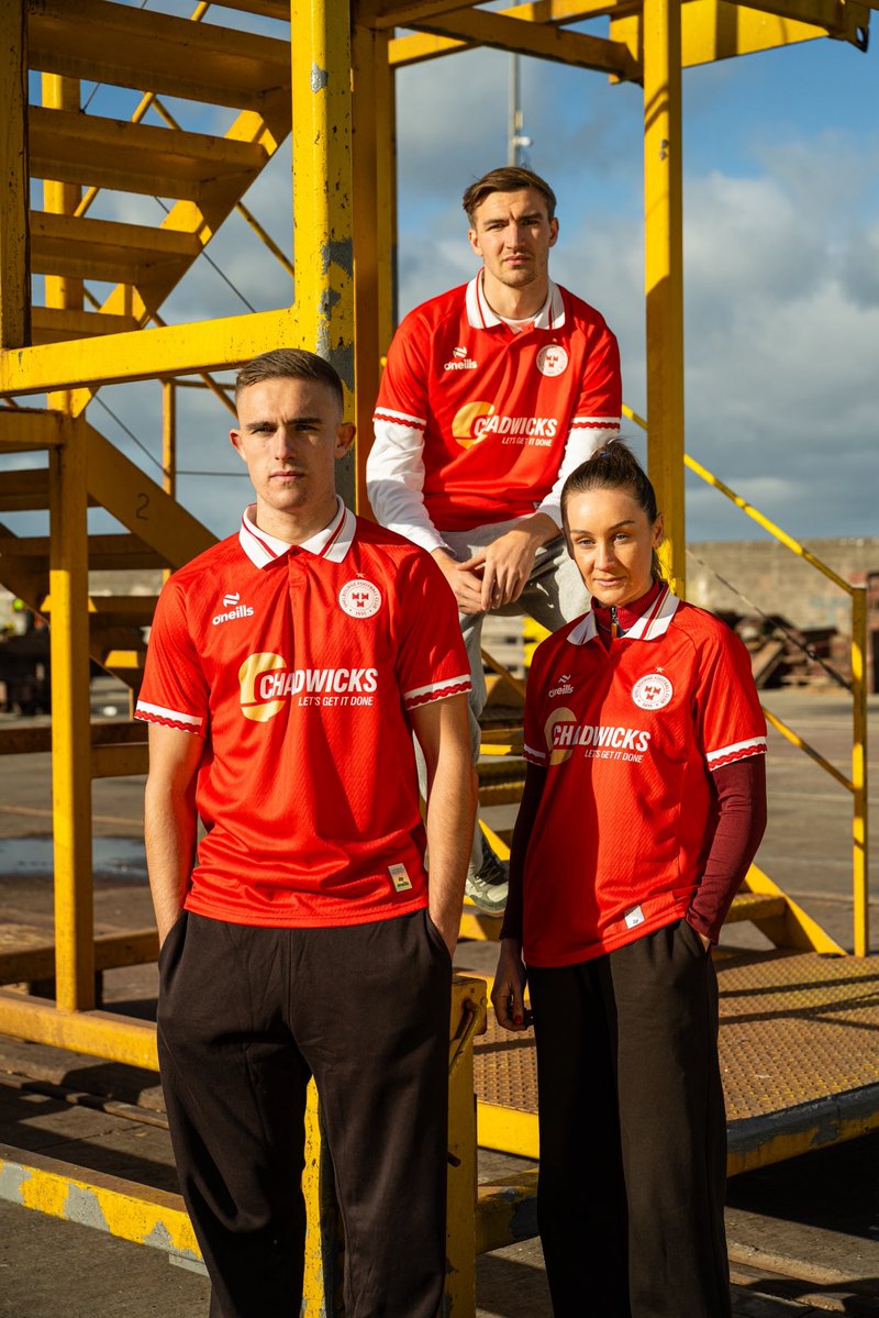 shelsfc's tweet image. New home threads ❤️

Available exclusively online and in-store now at shop.shelbournefc.ie 🛍️

#DublinsFinest | #Since1895