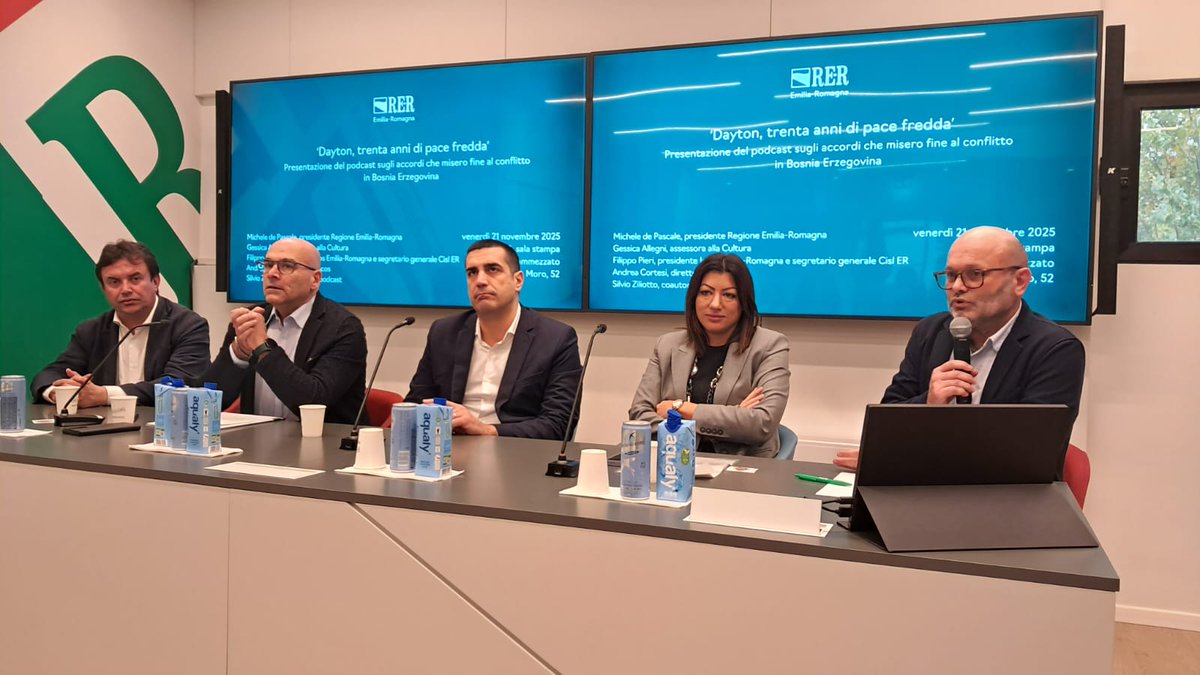 FlywebRadio's tweet image. Speciale:"la finestra sui fatti". Dalla, e con il contributo della  @RegioneER  presentazione #podcast Dayton trenta anni di pace fredda By @iscos @Cisl_ER ore 9:00 su Radio Flyweb @filippopieri @Ge_Allegni (Assessora Cultura Regione E-R) Michele De Pascale Presidente @RegioneER