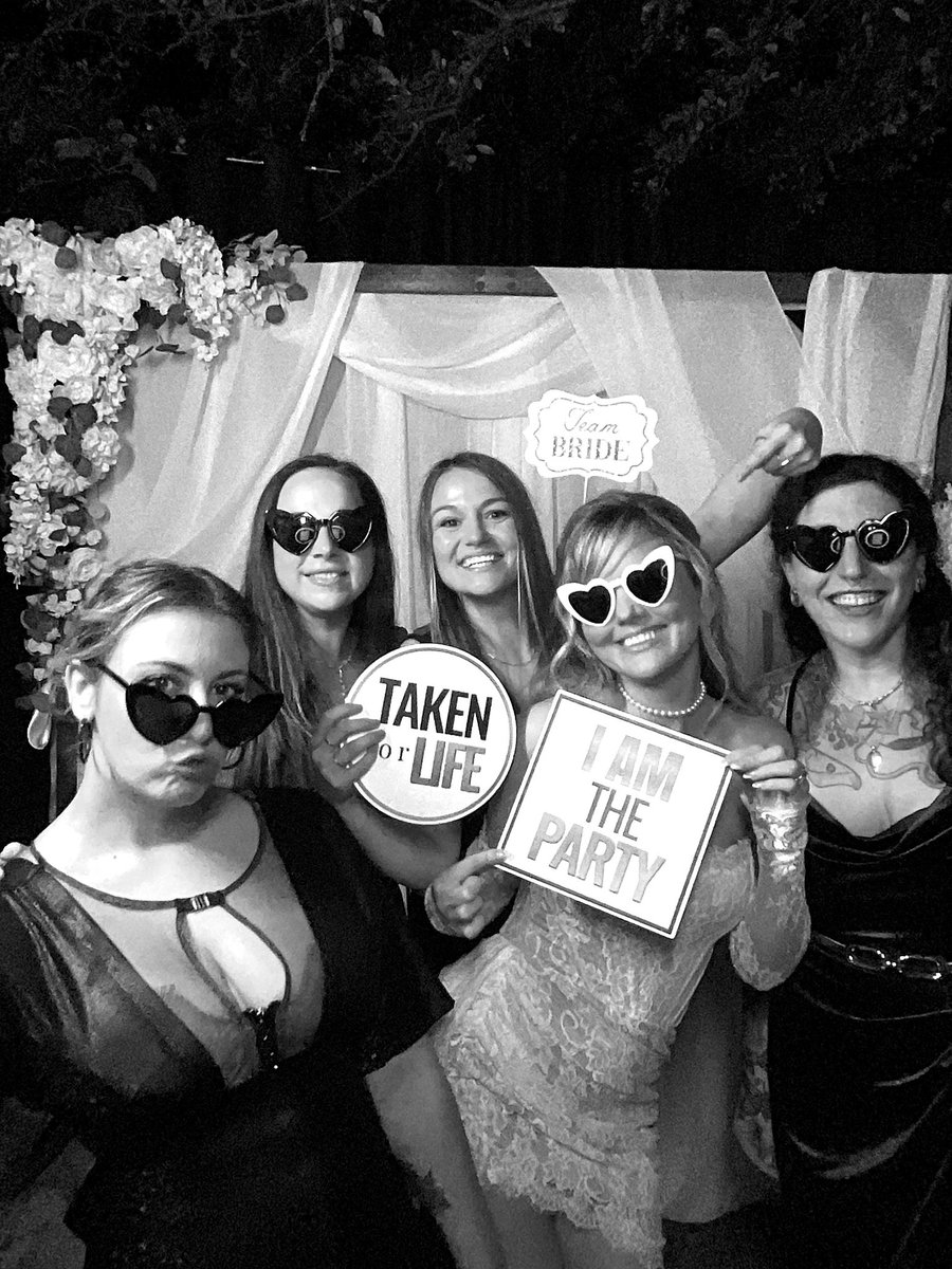 NatCatNFT's tweet image. Officially in crypto for friends only because wtf 📉