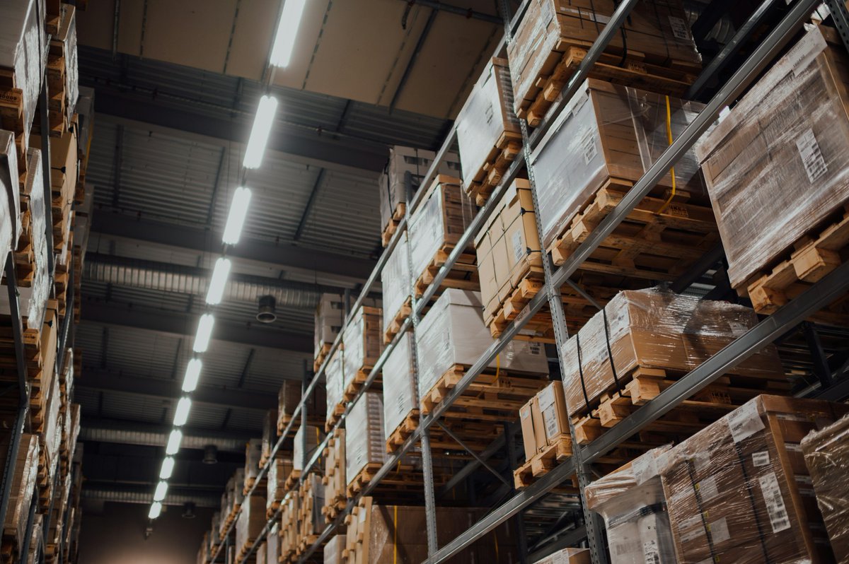 FlowsterApp's tweet image. Key Tips for Employing People in High-Volume Logistics Environments: Efficiently employing the right personnel plays a critical role in guaranteeing operations run smoothly. … dlvr.it/TPP8vg #Logistics #HiringTips #WorkforceManagement #SupplyChain #WarehouseManagement