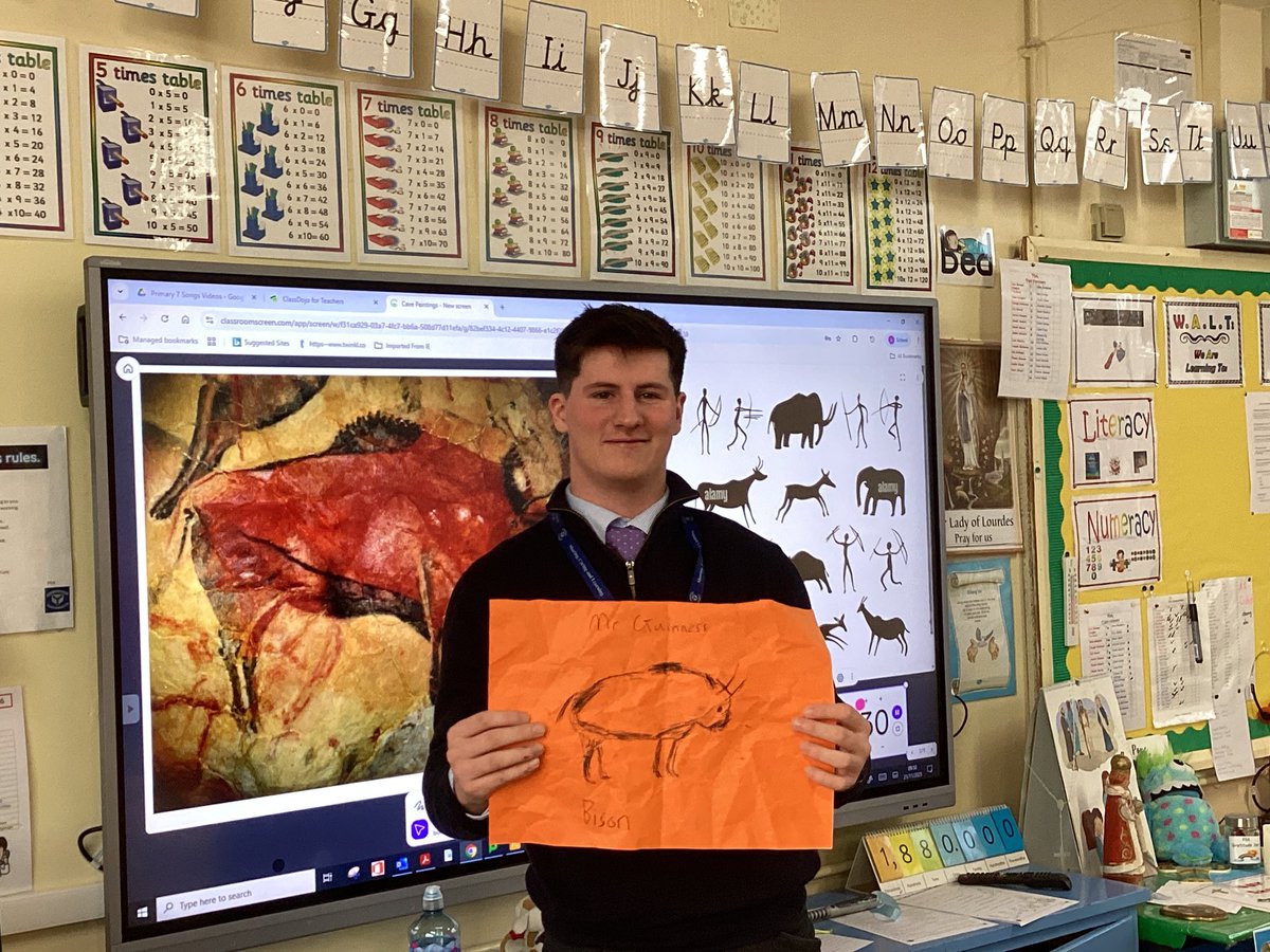 HolyChildPSBel's tweet image. P5A loved creating Stone Age cave sketches using charcoal and soft pastels with their PGCE student teacher Mr Guinness. 

#SharingCaringLearning #art #youngartists