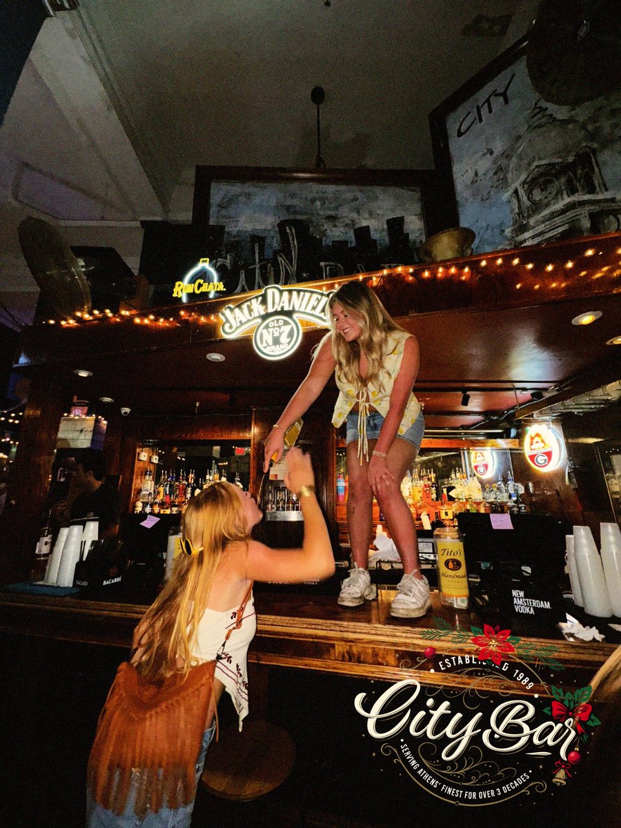 Friday — Doors at 9PM 🕘
Kick off the weekend with drinks flowing and vibes up. Let’s set the tone early 😎🍻

Saturday — Dawgs on the Big Screens 🐶🏈
Doors open at noon!
Grab your crew, claim your spot, and watch the Dawgs handle business on our massive screens. High energy!