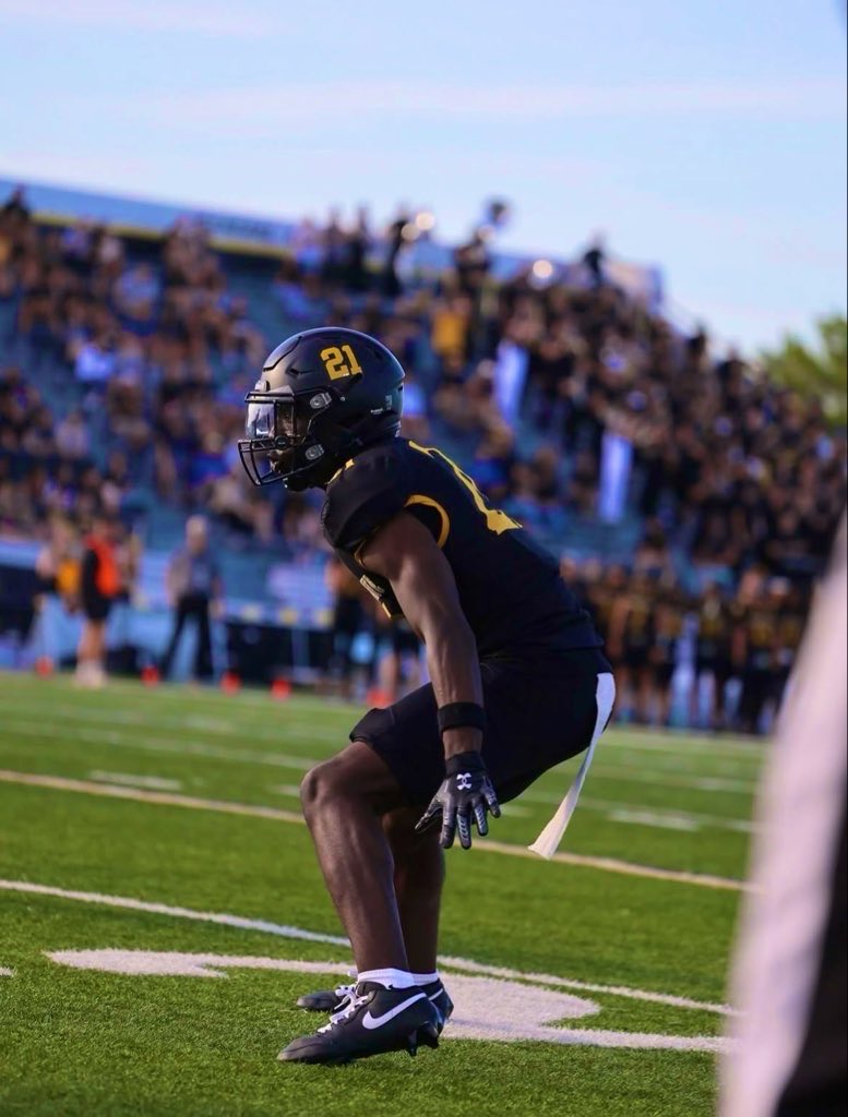 Grateful to receive a D2 offer from Wayne State! <a href="/CoachDAMartin/">Coach DA</a> <a href="/CoachMooseDC/">Coach Moose</a> <a href="/Warren_Academy/">Warren Academy</a>