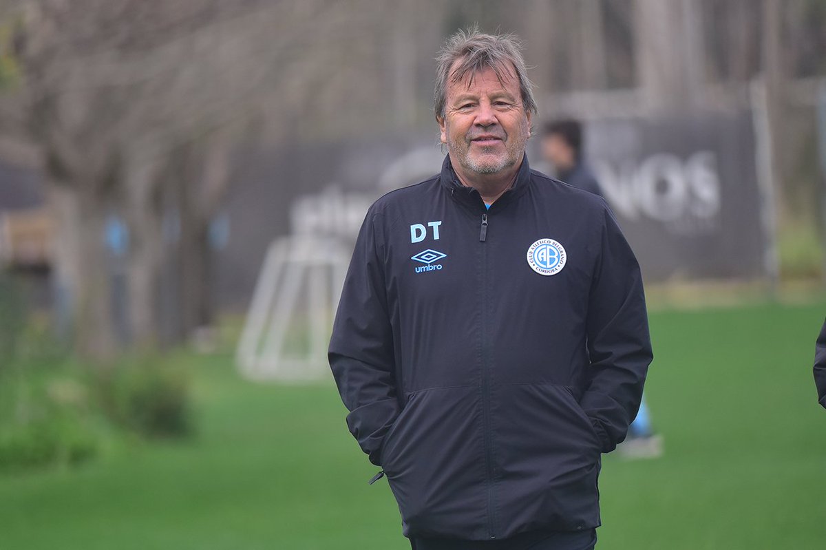 Belgrano entrenó esta mañana y quedo liberado hasta el 18/12. 
Prox. semana se reunira Artime con Zielinski y a la vuelta con determinados jugadores: complicada la firma de Jara para extender y Compagnucci que también finaliza su contrato interesa en Tigre: Dabove lo quiere.