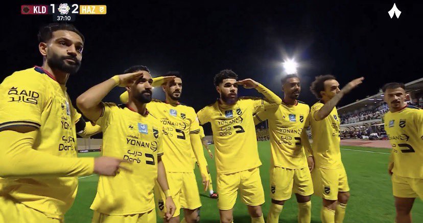 LEVAOS9's tweet image. الف مبروووووك يا حزماااوية 💛💛💛
الرس دائمًا وابدًا ستبقى صفرااااااااء 💛💛💛