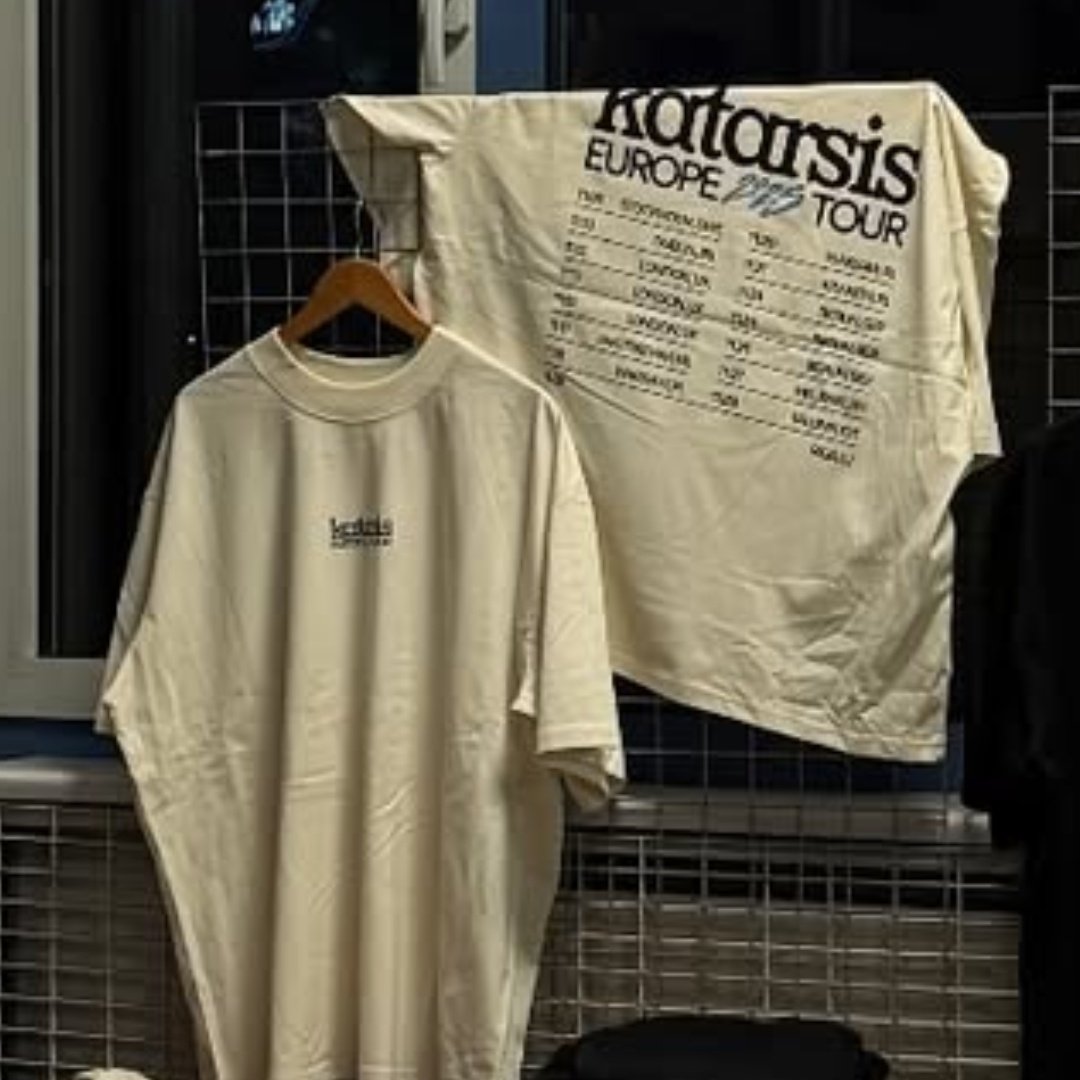 melanie🌻 краj мене tweet media