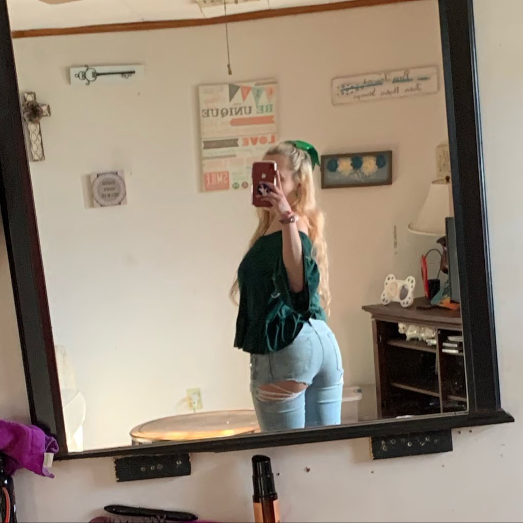 misstressshell1's tweet image. 