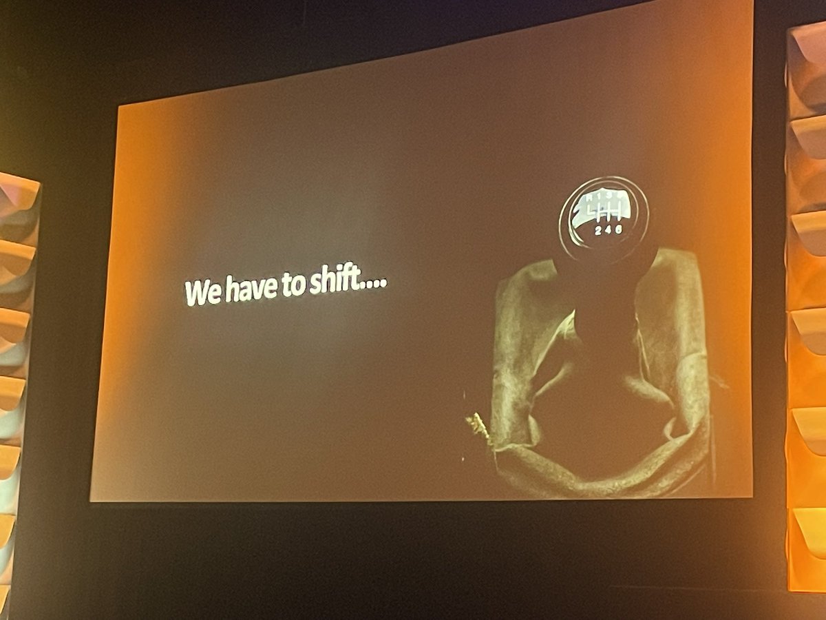 ReviewMyDB's tweet image. @wadamj giving personal examples on having to change and shift to continue to move forward at @PASSDataSummit community keynote!

#passdatasummit #passsummit #passdatacommunitysummit