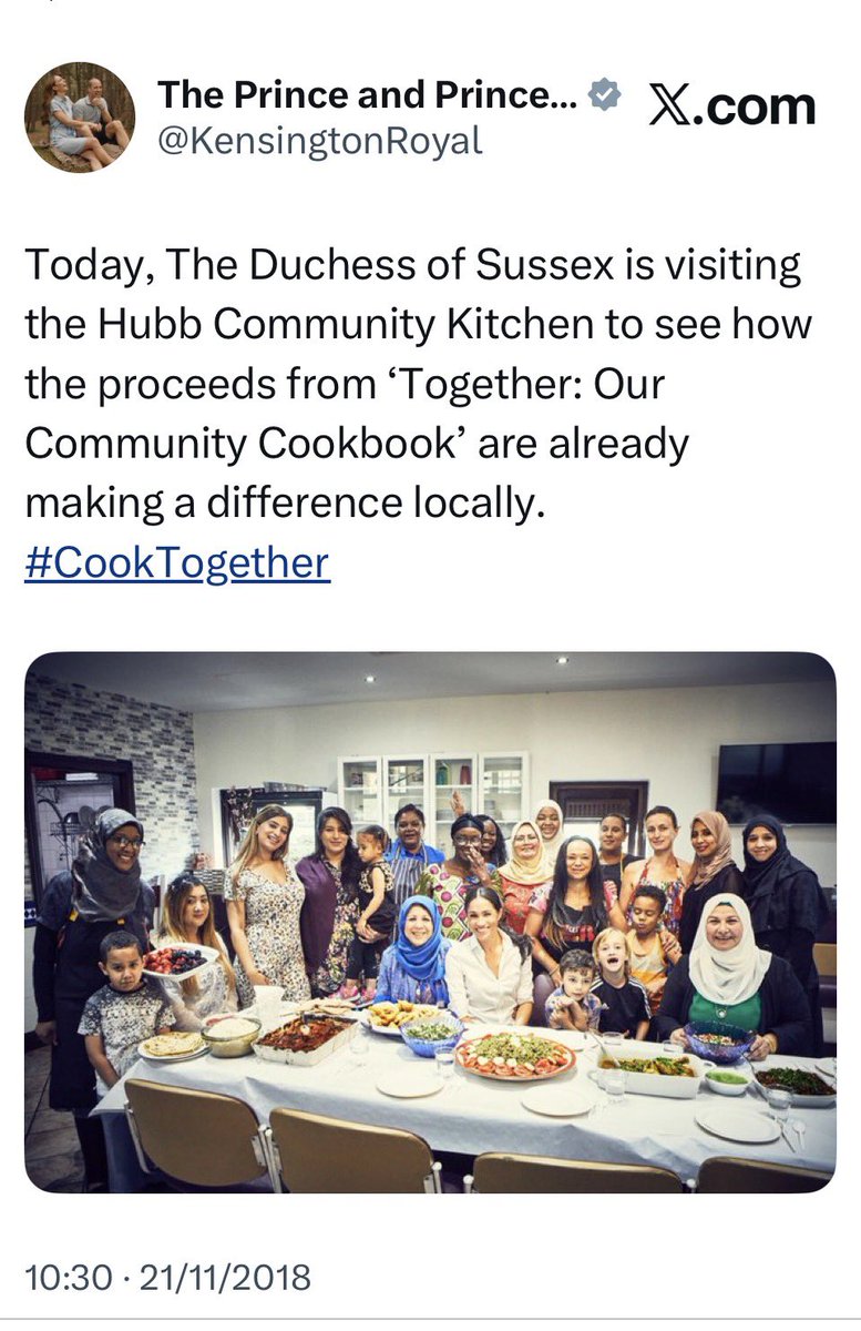 jozzzaphen's tweet image. #ThrowBackSussex 7yrs ago today #HubbCommunityKitchen #Grenfell💚🫂 #CookTogether 📚the rest is history 🥙🥗🫔