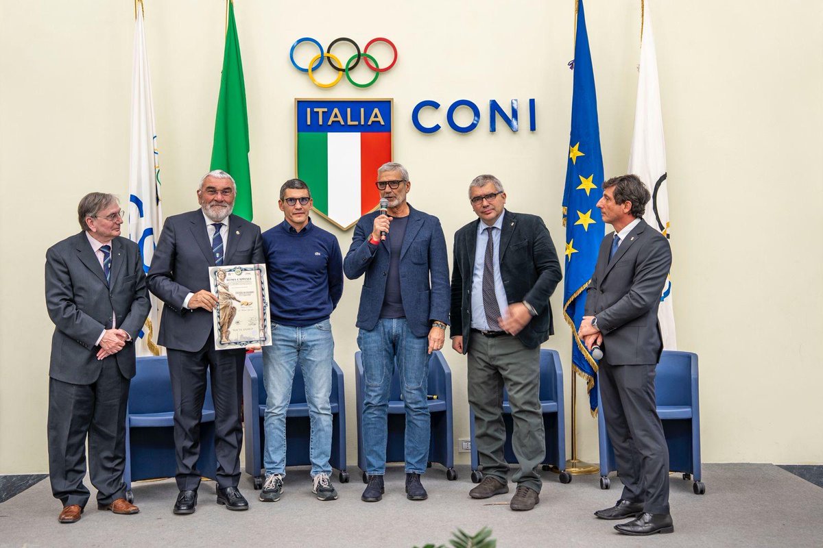 Tempo di riconoscimenti con E. #Blandamura, U. #Righetti, A. #Frateiacci alla premiazione della Associazione Benemerita del #Coni dell' Ass.ne Nazionale #Veterani "Giulio #Onesti" . #Roma #ForoItalico #Sport #AB