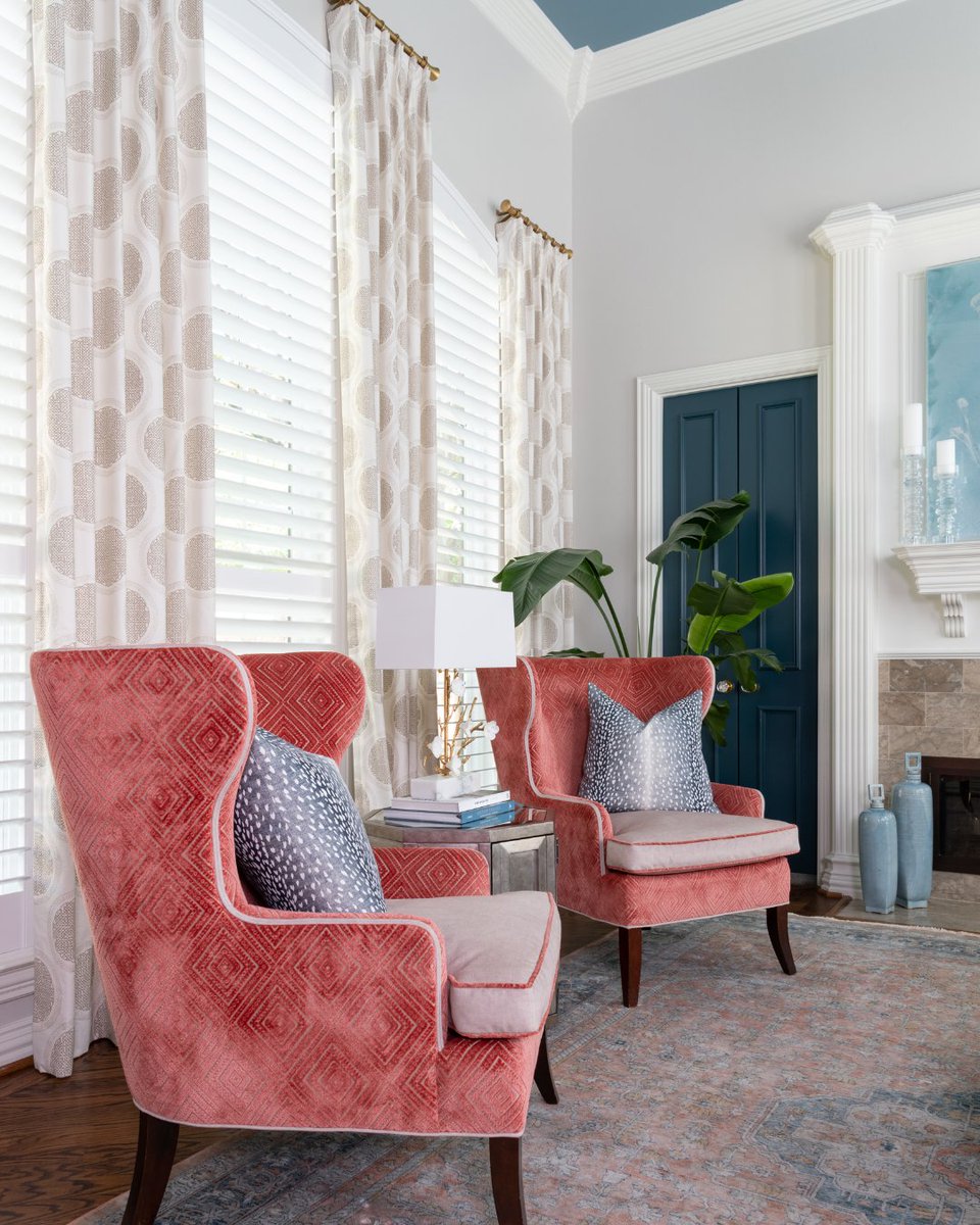 TwillyandFig's tweet photo. PORTFOLIO PLUCK! WELCOME TO THE CABRIOLET BOLD TRADITIONAL HOME!
https://t.co/AI8szq4PuV
#interiordesignernearme #interiordesignerdallas #interiordecoratordallas https://t.co/Lbe25xJkG7