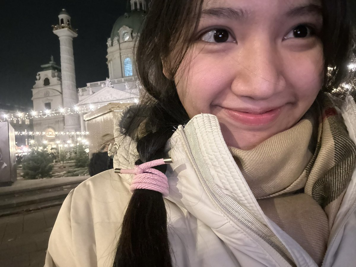 peacearhpn's tweet image. the favorite day :💗)

#peacearhpn 🌨️🎄💗💫✨