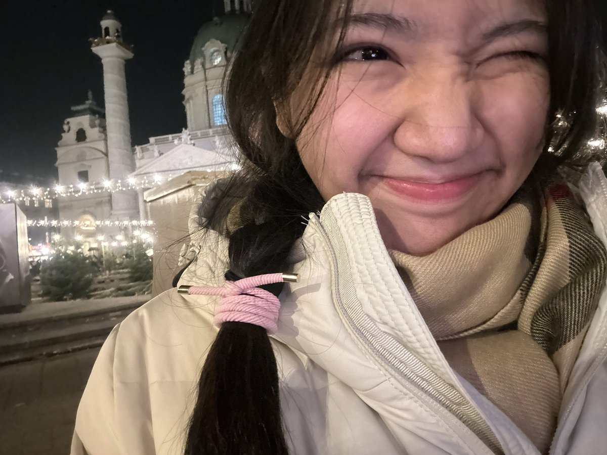 peacearhpn's tweet image. the favorite day :💗)

#peacearhpn 🌨️🎄💗💫✨