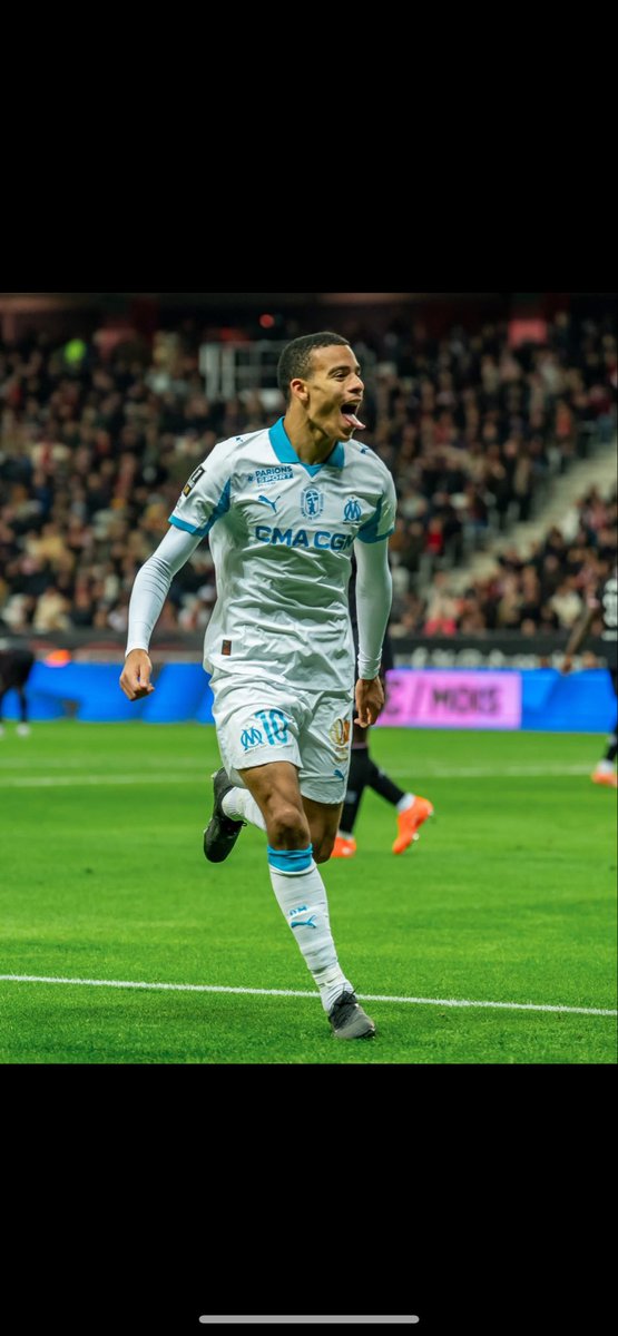 KOTTA_10's tweet image. Rions des nazillions bonne anniv bande de fdp