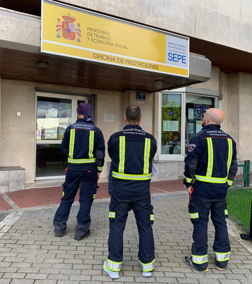 Después de pasar un proceso selectivo de la <a href="/ComunidadMadrid/">Comunidad de Madrid</a> para personal laboral fijo, así están los #BomberosForestalesCBCM de #ASEM112 <a href="/112cmadrid/">112 Comunidad de Madrid</a>
Al SEPE nos manda <a href="/IdiazAyuso/">Isabel Díaz Ayuso</a> y <a href="/CarlosNovilloPi/">Carlos Novillo Piris</a>
<a href="/rtvenoticias/">RTVE Noticias</a>
<a href="/sextaNoticias/">laSexta Noticias</a>
<a href="/noticias_cuatro/">Noticias Cuatro</a>
<a href="/A3Noticias/">Antena 3 Noticias</a>
<a href="/informativost5/">Informativos Telecinco</a>
