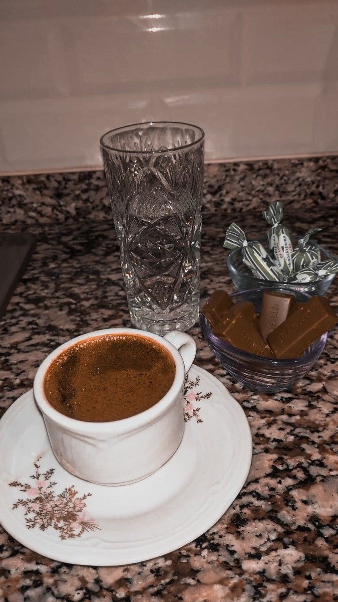 aaeerrab's tweet image. اللهم أسعد قلبي و قلـوب صفحتي ومتابعيني و حقق لنا ما نتمناه 😴 يـارب قربنا من أحلامنا و أفرح قلوبنا بتحقيقها