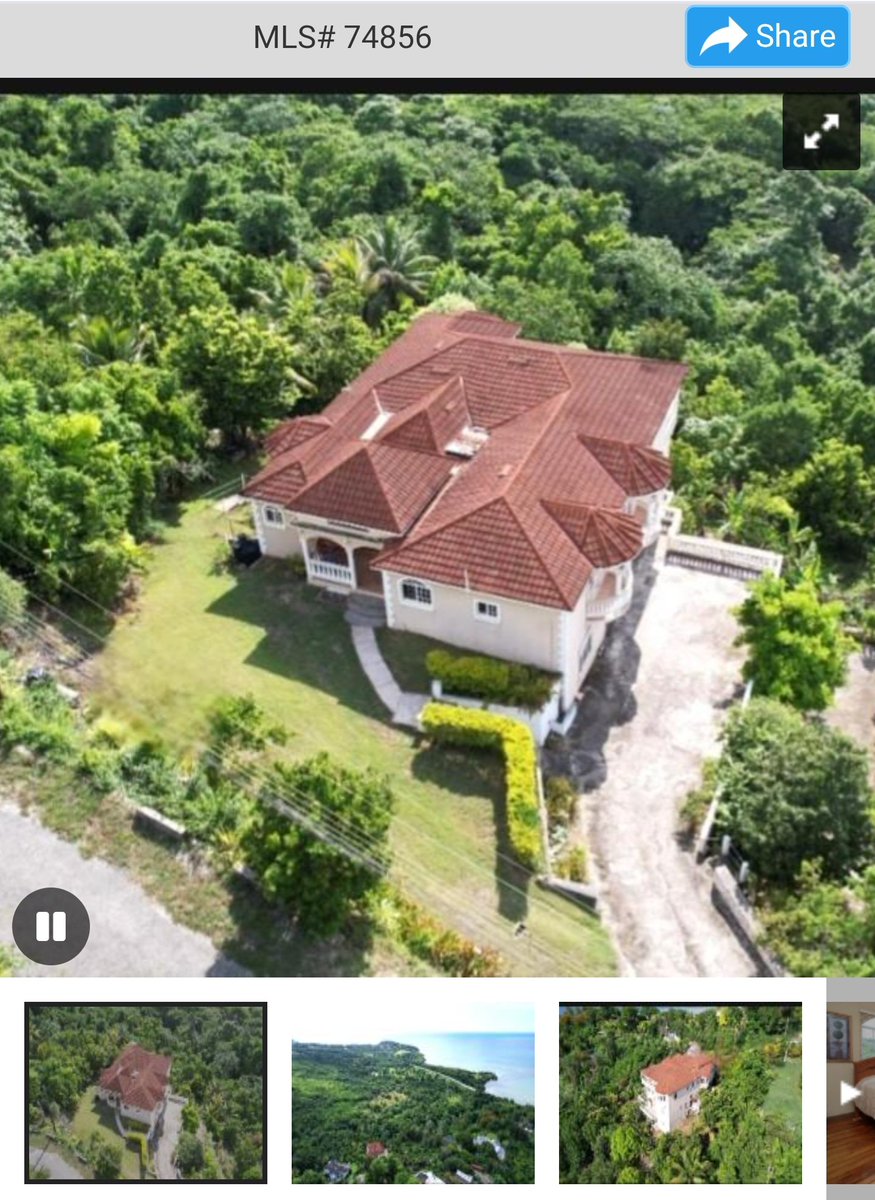 iamcarlenes's tweet image. Post Melissa, I spent a lot of time checking in with clients &amp;amp; my listings. 
Thankfully all is well.
Here is one such house in Hanover that stood up strong &amp;amp; solid. Lost some trees but #SolidAsARock 
Good structure and roof installed properly 👌