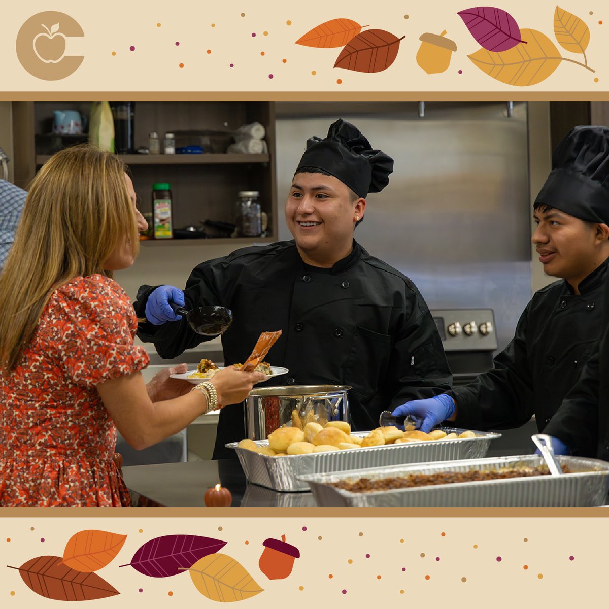 ConroeISD's tweet image. Washington High School&apos;s Culinary Department prepared a Thanksgiving feast that showcased their skill, teamwork, and dedication. Outstanding work! 💜👏
