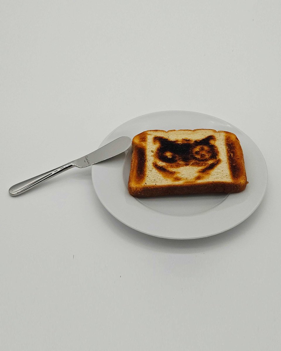 megacatstudios's tweet image. At Mega Cat Studios, we celebrate every victory! Our tradition began as #BagelFriday, introduced by a partner to unite us while finishing a game. It has now evolved into #FridayToasts, a weekly ceremony featuring our custom toaster, where the hero of the week gets the honor of…